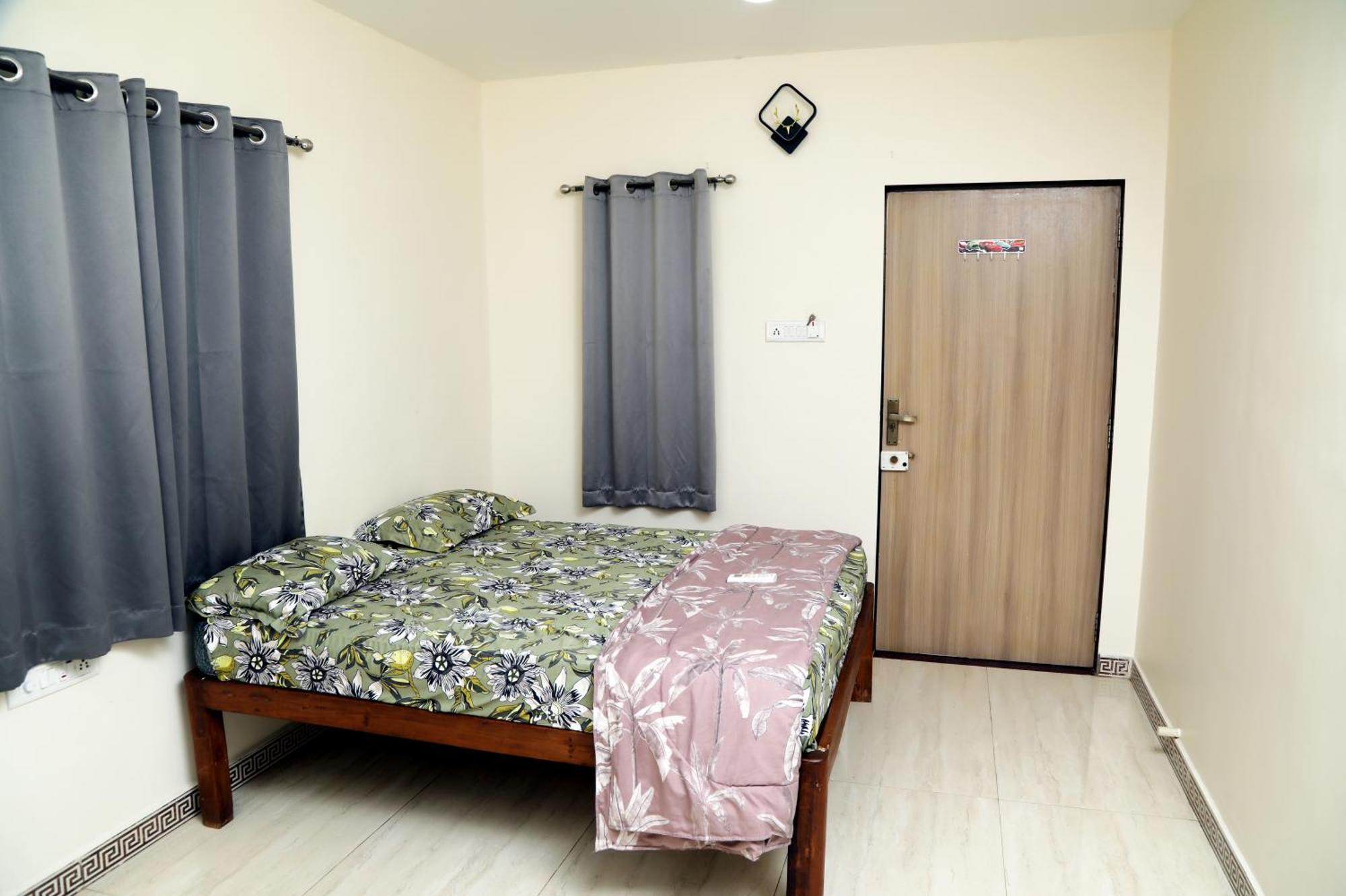 אליבג The Royal Ascot Holiday Home חדר תמונה